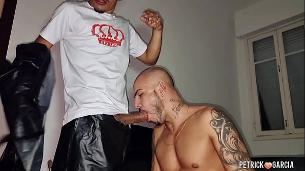 Play MP4 - O motoboy deu mole e o cliente chupou e sentou &lpar;Henrique donatto&rpar;