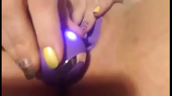 Holly Twisted spreading pussy after_toy fucking