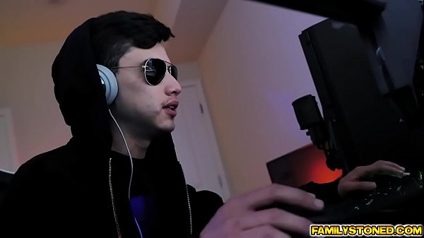 Kenzie Madisons tight_coochie gets fucked_by her hot stepbother