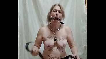 2026 10 23 Esclave F ecarteur de bouche uro ceinture pinces a sein