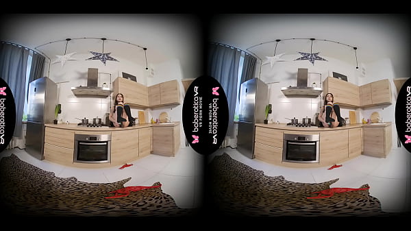 Solo teen brunette_Bloom Lambie is_masturbating in_VR