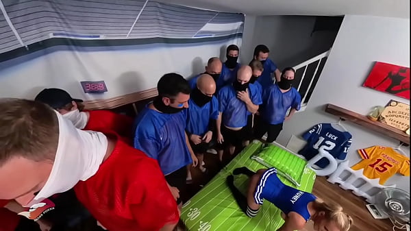 Nonton Football Team Vs Cheerleader Gangbang Bts thumbnail