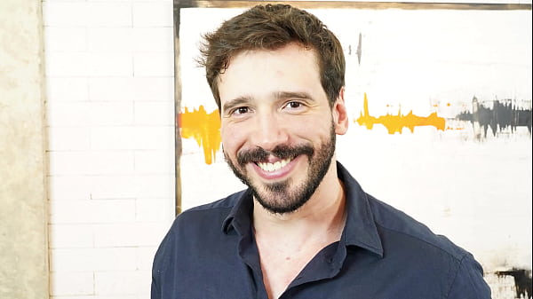 Mulher De 40 Anos E Vi&uacute;va Busca Se Redescobrir Como Mulher. Parte 1 thumbnail