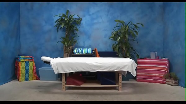 Nonton Girl With Nice Wazoo Gives Massage thumbnail