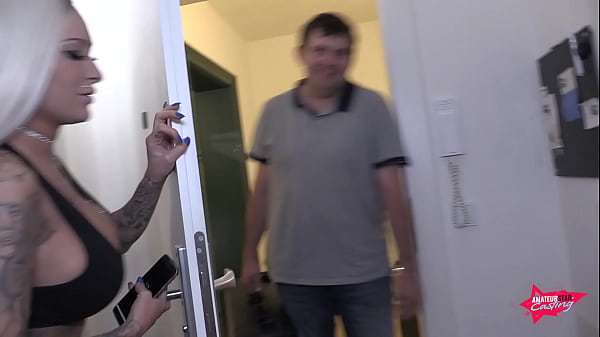 Play MP4 - Techniker gefickt f&uuml;r Rechnung Erstattung &excl;&excl;