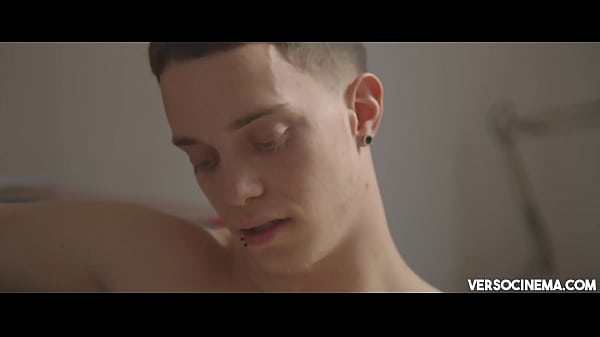 Play MP4 - Miyuki wants her model