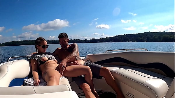 Nonton We Love Having Sex Outdoors thumbnail