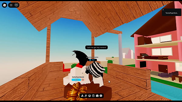 Bot de sovieticwaifu20 en un condo de roblox 