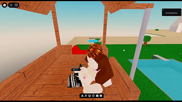 Bot de sovieticwaifu20 en un condo de roblox