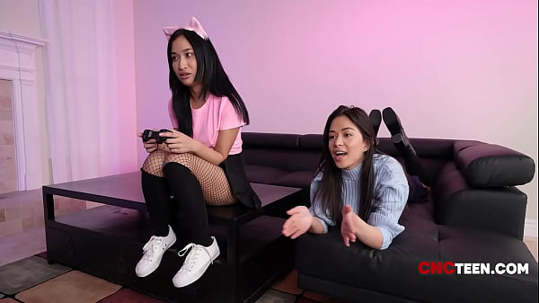 SeriousGamer Girls Dont Respond To Getting Fucked CNCTeen