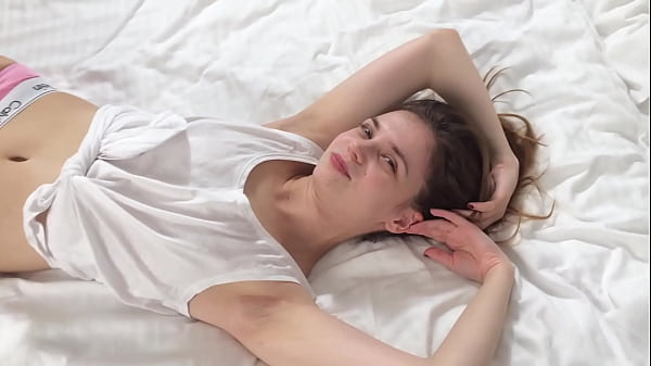 Play MP4 - 18yo Teen First Blowjob Stepsister