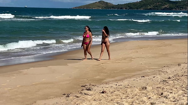 Nonton Festa Boa Na Praia Enseada Dos Coarais Em Cabo Pe thumbnail