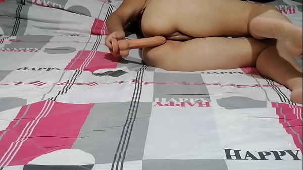 Me_pide quela grabe mientras se masturba con su consoladory de verdad quetubo unorgasmo