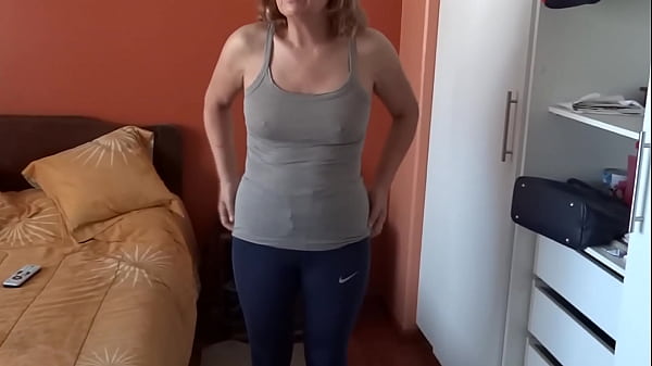 Nonton Take Out Your Cock, Masturbate And Cum In My Ass, My Friend's Stepmother Asks Me thumbnail