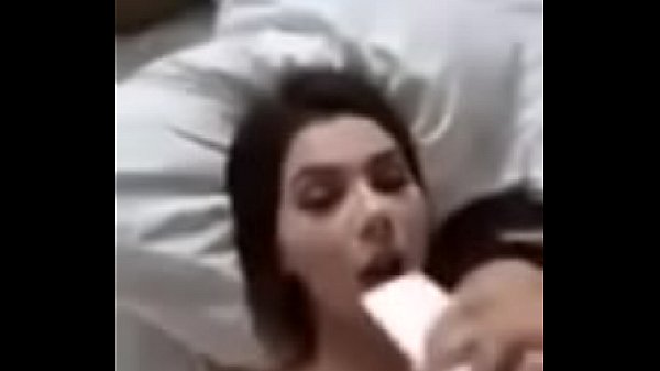 Sara William Carr masturbation