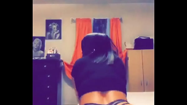 Loving deexoxo twerking
