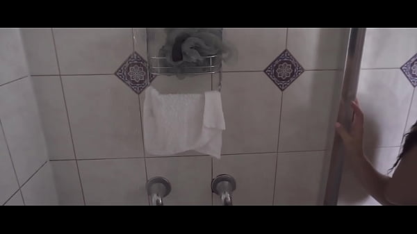 Play MP4 - StepMom Showers With StepSon