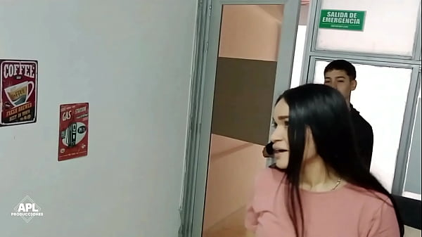 Play MP4 - Mejores momentos de cachonda petite latina chupando polla y follando duro&period; PARTE 5