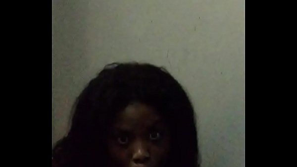 Play MP4 - Two thots in Newark suck dick