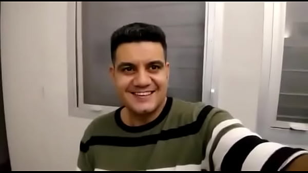 O yurigaucho n&atilde;o pode estar presente na themans club no s&aacute;bado mas deixou esse v&iacute;deo carinhoso obrigado querido suces 