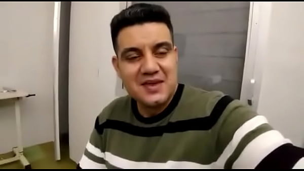 O yurigaucho n&atilde;o pode estar presente na themans club no s&aacute;bado mas deixou esse v&iacute;deo carinhoso obrigado querido suces 