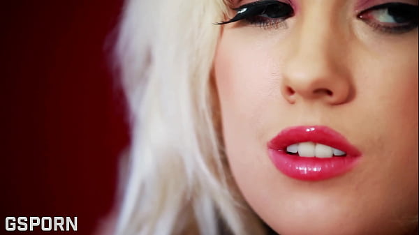 Nonton Sensual Big Tits Blonde Girl Masturbating With Hot Dildo Her Wet Pussy thumbnail