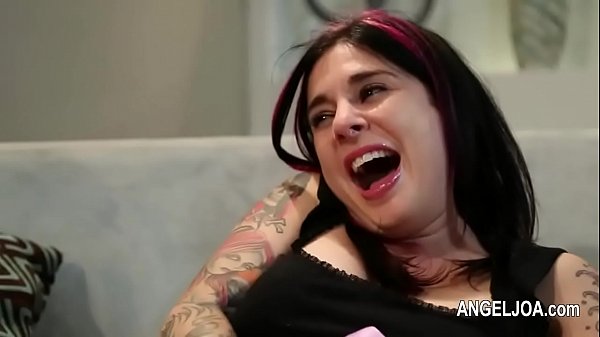 Sexy_and tattoed joanna angel porn star