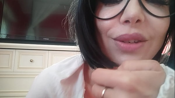 Busty Doctor Checks If You Already Know How To Ejaculate thumbnail