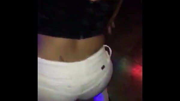 TRANS GOZANDO EN ANTRO 