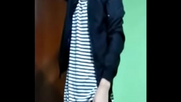 Play MP4 - Segu&iacute;a caliente despu&eacute;s de correrse