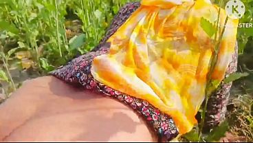 Desi village girl tight pussy fuck in jungle beautiful indian desi village girl sex in jungle