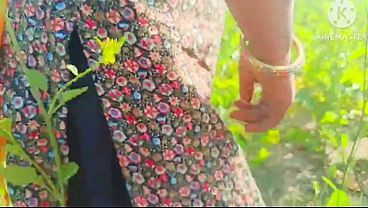 Desi village girl tight pussy fuck in jungle beautiful indian desi village girl sex in jungle