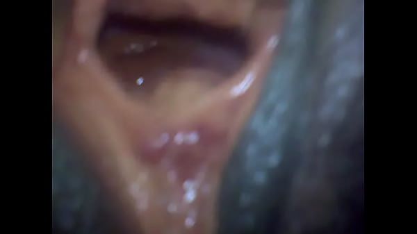 Play MP4 - kiero una verga grande para que me lo meta hasta el fondo