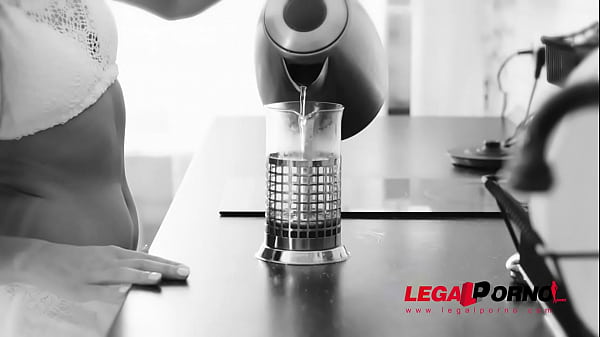 Nonton Cum Hungry Carry Cherry Rides Huge Dick With Her Tight Teen Asshole Gp052 thumbnail