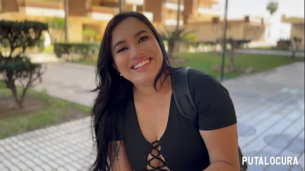 Play MP4 - PutaLocura - Torbe pilla a la exuberante Sof&iacute;a Ruiz y se corre en su boca