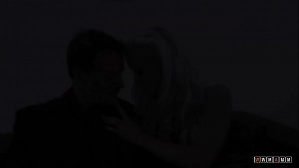 Play MP4 - Hardcore Anal Sex for the Hot Blonde with Round Ass