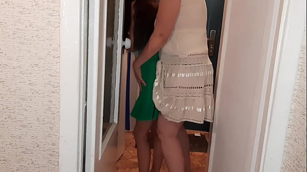 Play MP4 - I'm much better at fucking my husband's mistress than he is - Girls fly orgasm