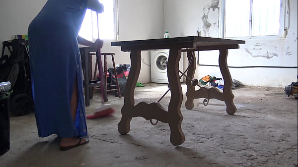 Arabic Wife Lets Brother-In-Law Cum Inside Her Pussy 