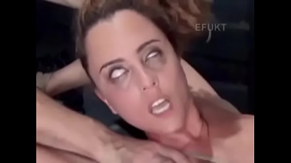 Play MP4 - D&aacute;ndole duro a la gringa