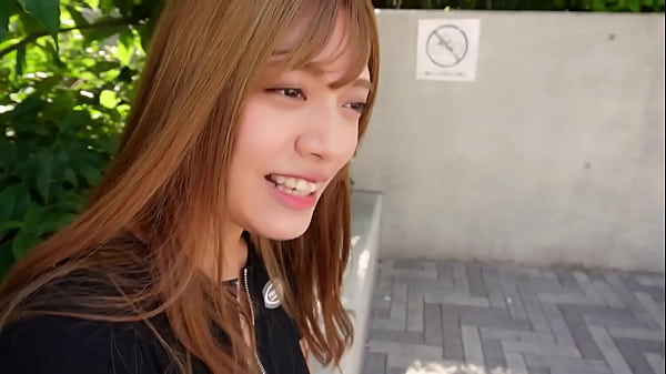 4p酒●い乱交、スワッピング、パパとの浮気&hellip;etc.気持ちぃことなら何でもヤった衝撃カミングアウトに彼ピ絶句 エロを金に変えるべく人生初のハメ撮りに挑戦！緊張で普段より感じちゃう？糸引くねっとり愛液でぐじゅぐじゅマ●コを鬼ピスで掘削されイっちゃうのが止まらない！！小麦色の美bodyをくねらせ極まる熱々生膣に白濁中出し&たっぷり顔射で孕ませマーキング完了！ Part1 thumbnail