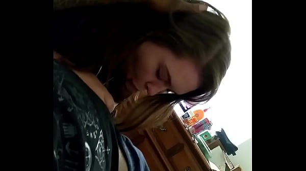 Play MP4 - Handjob A1 she knows