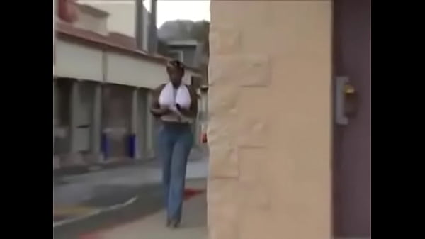 Play MP4 - Cinnabunz takes huge black cock