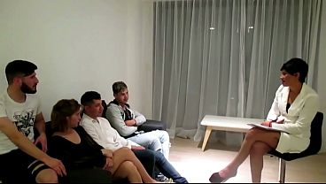 Nonton 82, With My Step Sister And One Of My Boy We Invented A Group Therapy To Build An Orgy With 2 Neighbors thumbnail