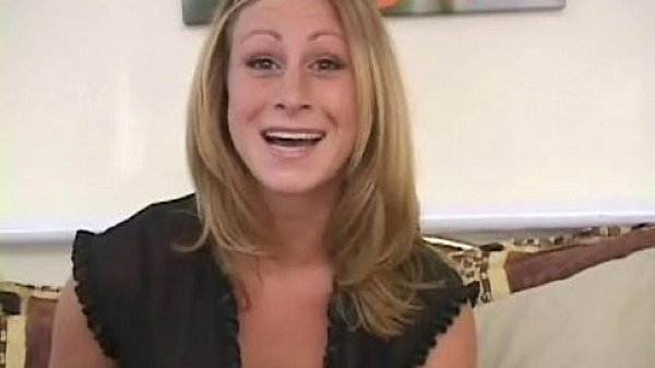 Sexy blonde teen hoe gets her tight 