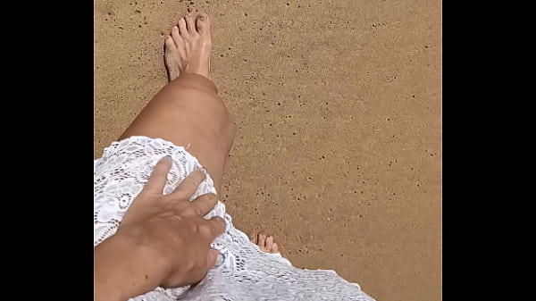 Peeing on the public beach 