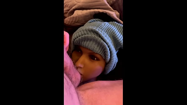 Play MP4 - Daddy loves it when you give him a blowjob and lick his big hairy balls&excl; Lots of cum for you&excl;