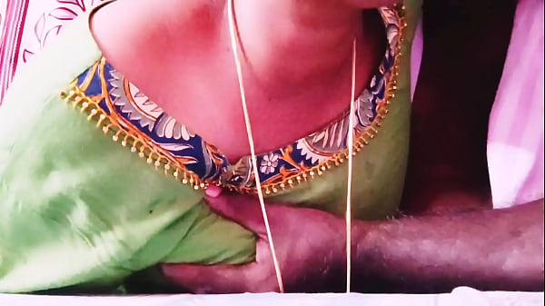 Play MP4 - Desi wife cheating sex Telugu dirty talks&period;