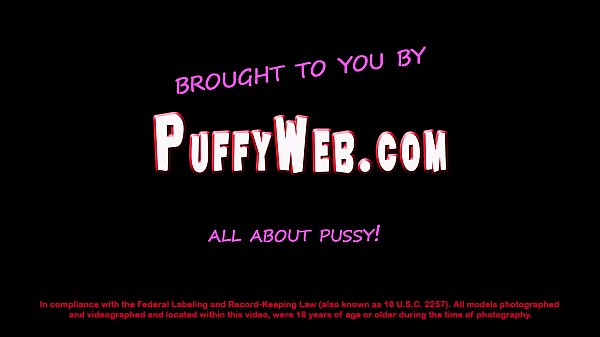 Nonton Solo Girl And Her Love For Piss thumbnail