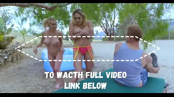 kagney linnkarter_and rachel roxxxfighting for a_hard cock between her boobs