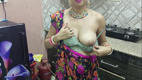 Play MP4 - Desi Indian Bhabhi Cheating with Husband and fucking from brother-in-law in kitchen Full Movie hindi audio